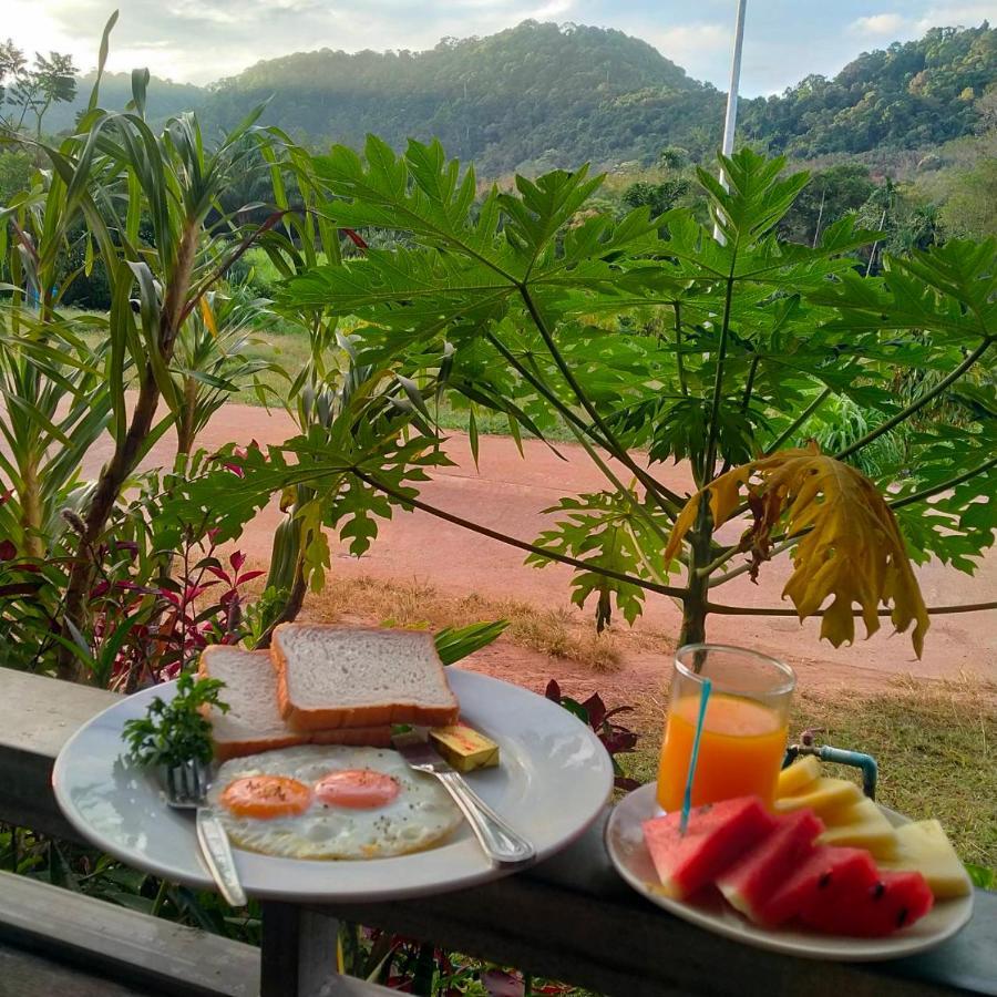 Mada Lanta Mai Keaw Hotel Koh Lanta Ngoại thất bức ảnh