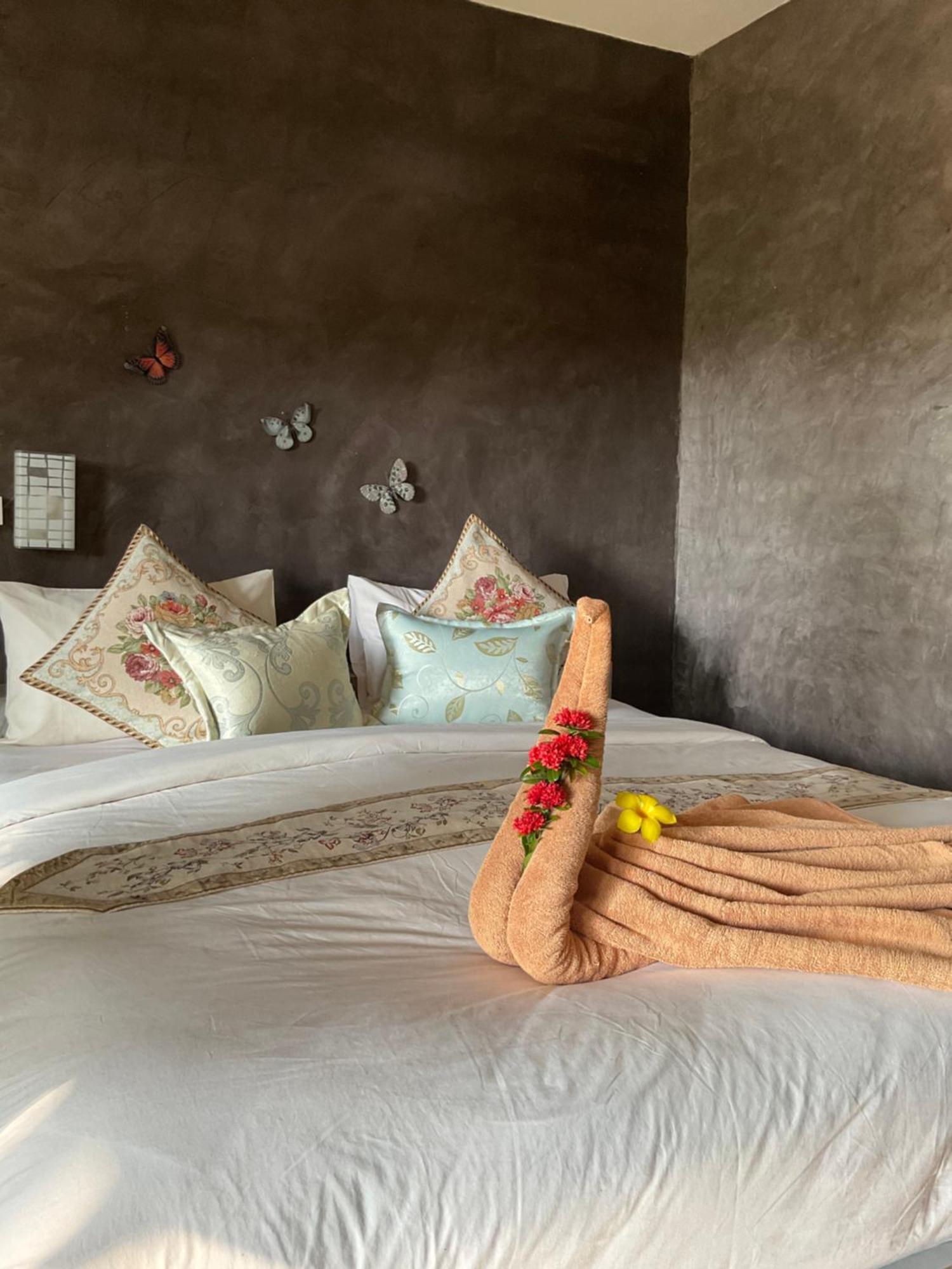 Mada Lanta Mai Keaw Hotel Koh Lanta Ngoại thất bức ảnh