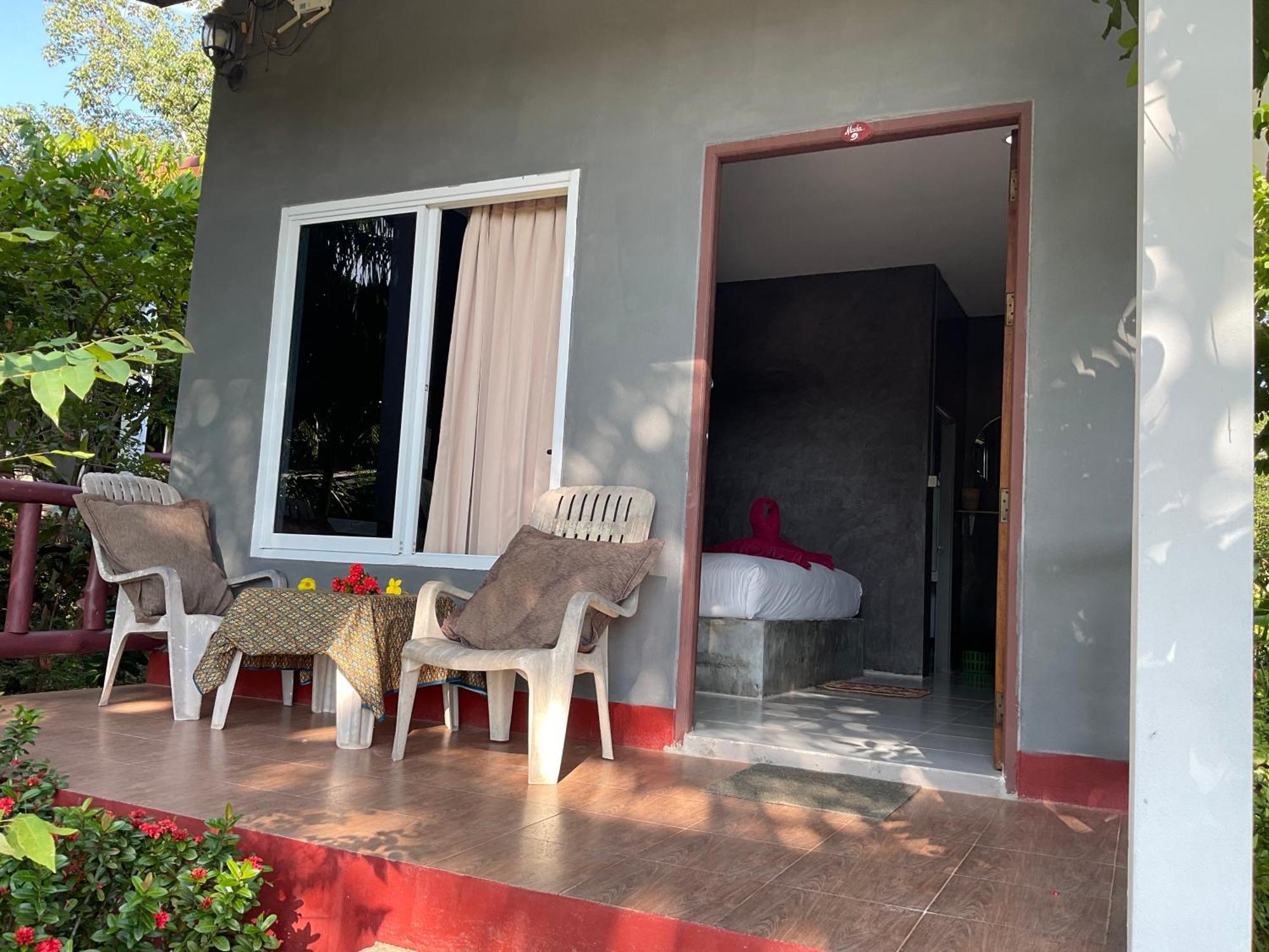 Mada Lanta Mai Keaw Hotel Koh Lanta Ngoại thất bức ảnh