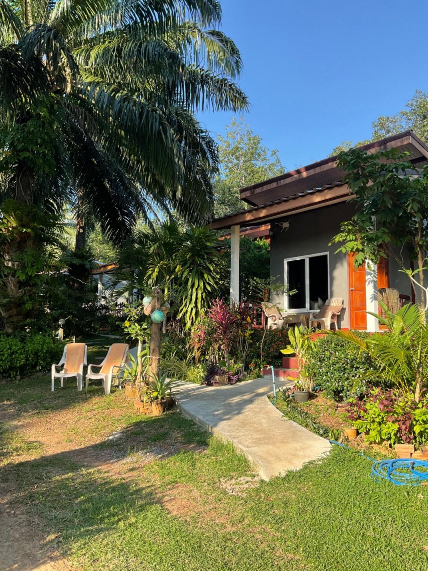 Mada Lanta Mai Keaw Hotel Koh Lanta Ngoại thất bức ảnh