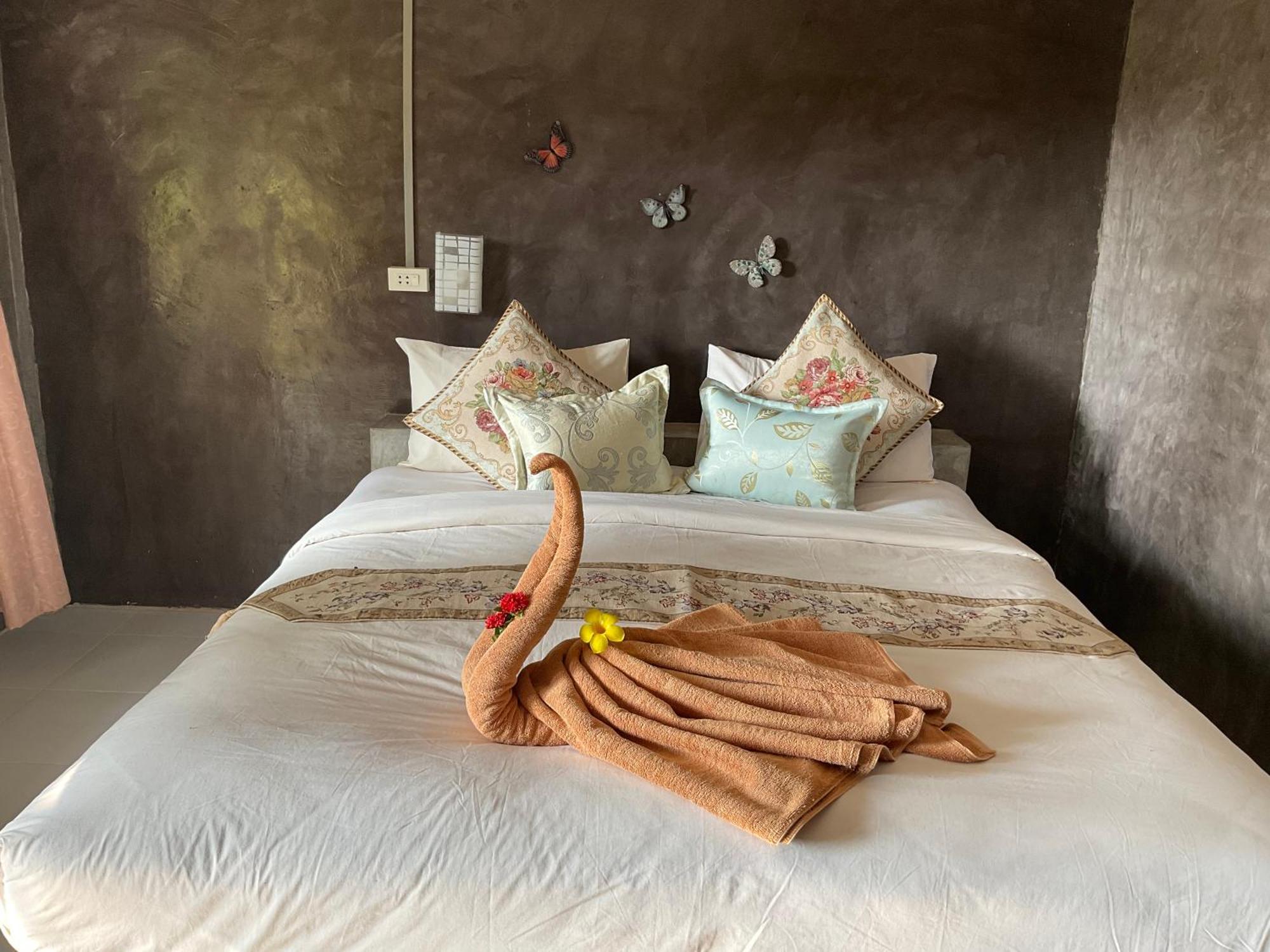 Mada Lanta Mai Keaw Hotel Koh Lanta Ngoại thất bức ảnh
