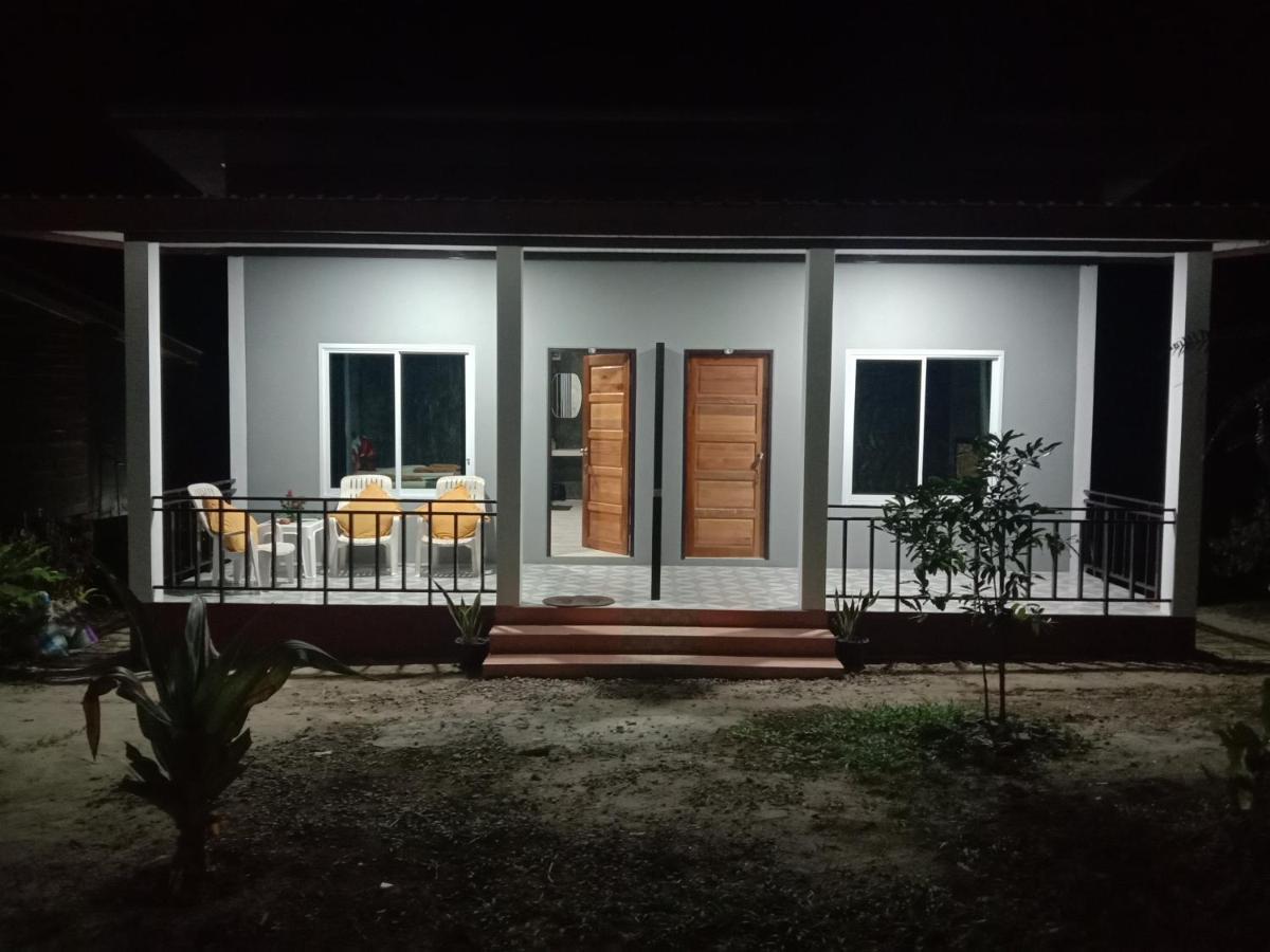 Mada Lanta Mai Keaw Hotel Koh Lanta Ngoại thất bức ảnh