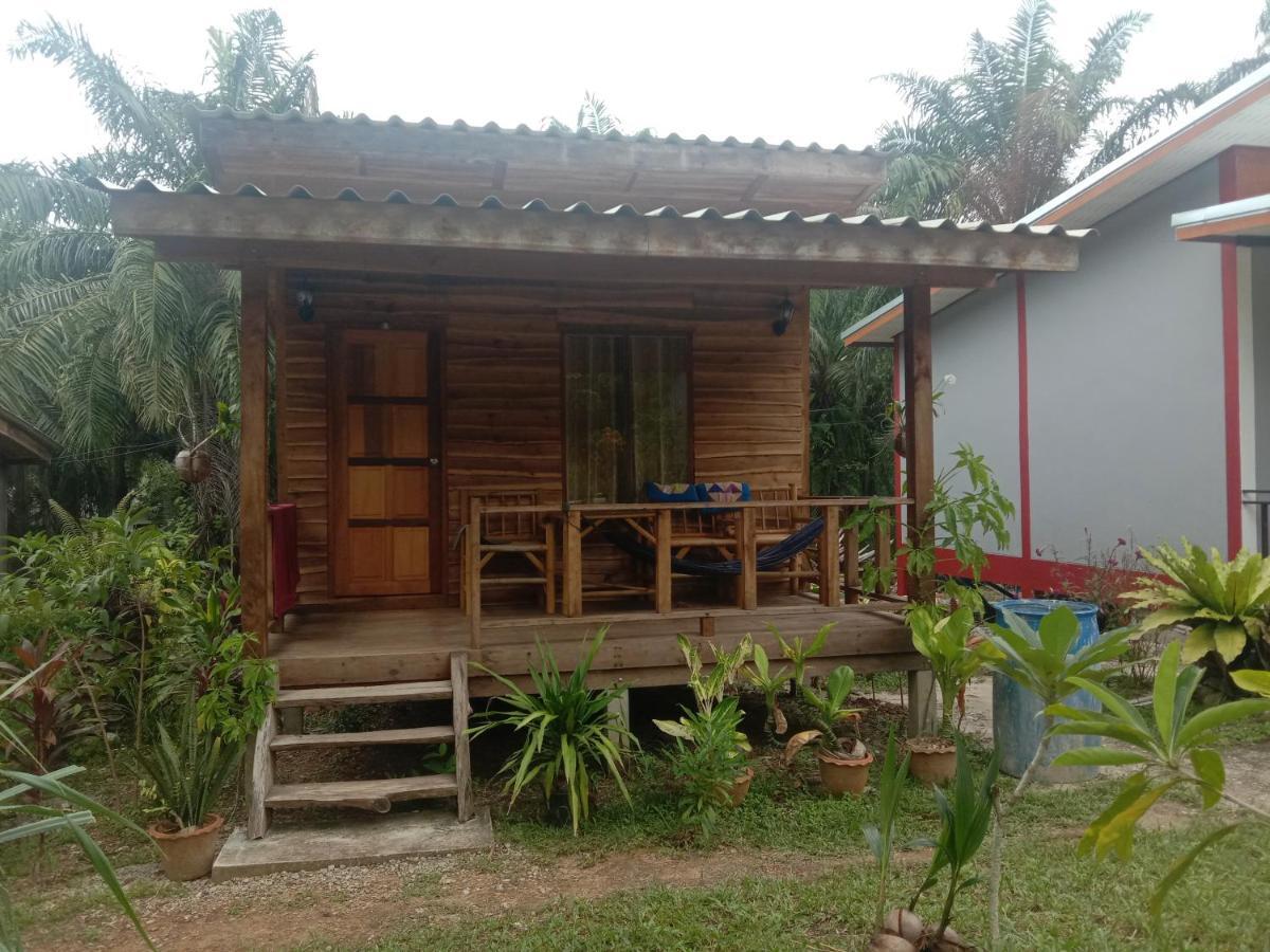 Mada Lanta Mai Keaw Hotel Koh Lanta Ngoại thất bức ảnh